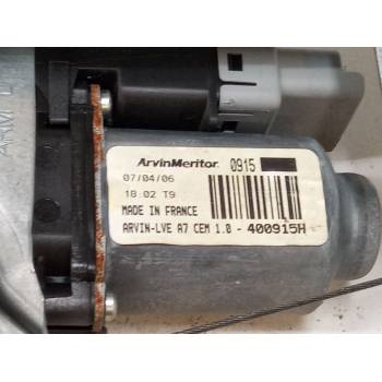ELEVALUNAS ELECTRICO IZQUIERDO 3P 