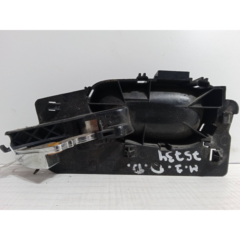 Recambio de maneta interior puerta delantera derecha para peugeot 307 sw (3h) 1.6 hdi 110 referencia OEM IAM 9643604477.96582693 Recambio de maneta interior puerta delantera derecha para peugeot 307 sw (3h) 1.6 hdi 110 referencia OEM IAM 9643604477.96582693
