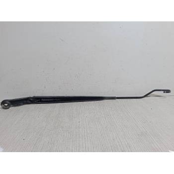 BRAZO LIMPIA DELANTERO DERECHO 