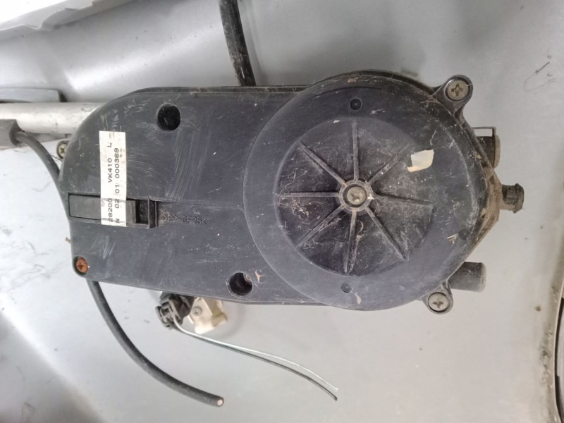 Recambio de aleta delantera derecha para nissan pick up (d22) 2.5 dci 4wd referencia OEM IAM   