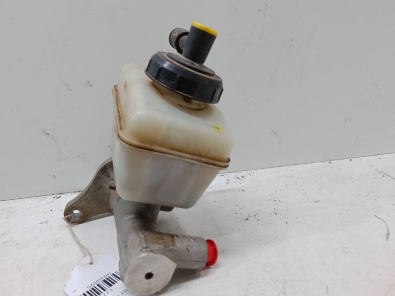 Recambio de bomba freno para dacia sandero 1.2 16v referencia OEM IAM   