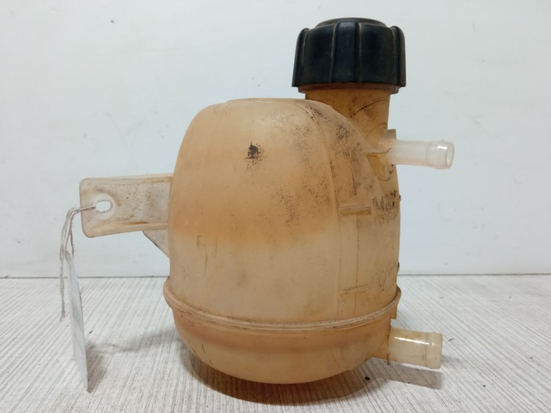 Recambio de botella expansion para dacia sandero 1.2 16v referencia OEM IAM 8200766826  