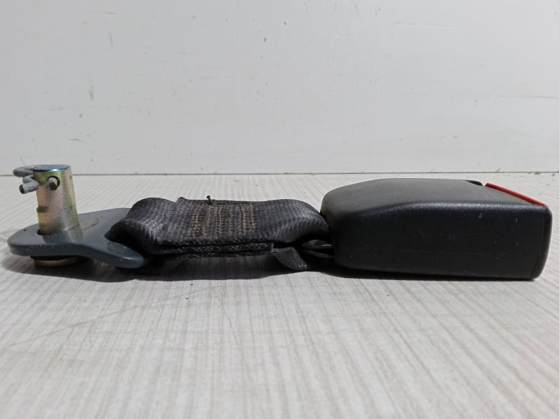 Recambio de anclaje cinturon trasero izquierdo para citroën berlingo / berlingo first monospace (mf_, gjk_, gfk_) 1.9 d (mfwjz) 