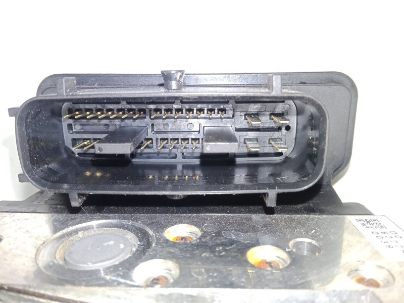 Recambio de abs para nissan leaf (ze0) electric referencia OEM IAM 476604NC0B  TD8405