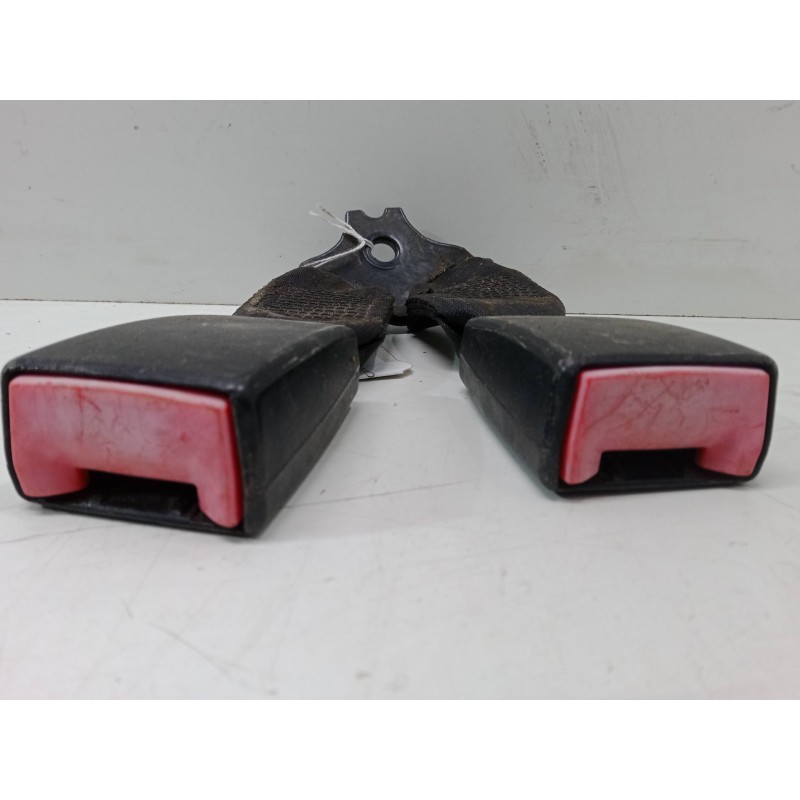 Recambio de anclaje cinturon trasero central para ford fiesta iv (ja_, jb_) 1.0 i referencia OEM IAM   
