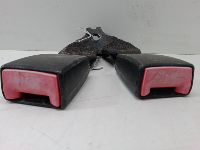 Recambio de anclaje cinturon trasero central para ford fiesta iv (ja_, jb_) 1.0 i referencia OEM IAM   