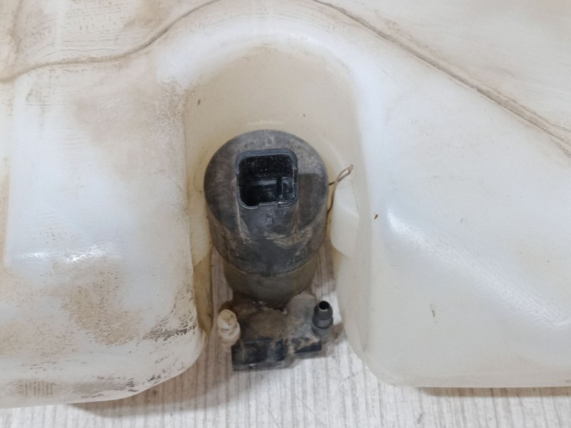 Recambio de botella liquido limpiaparabrisas para dacia sandero 1.2 16v referencia OEM IAM   