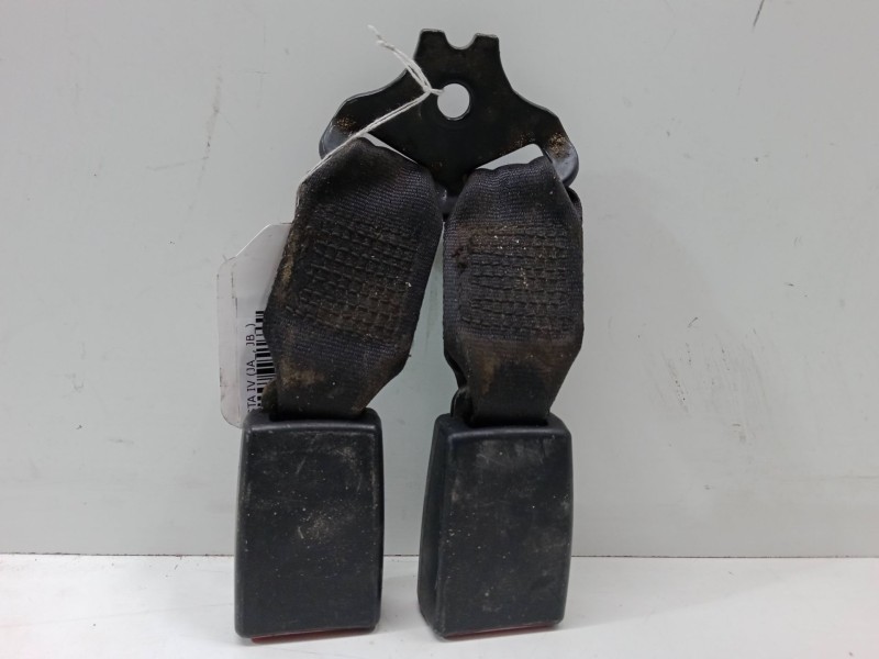 Recambio de anclaje cinturon trasero central para ford fiesta iv (ja_, jb_) 1.0 i referencia OEM IAM   