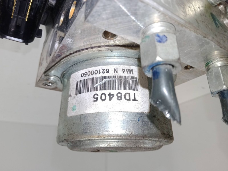 Recambio de abs para nissan leaf (ze0) electric referencia OEM IAM 476604NC0B  TD8405
