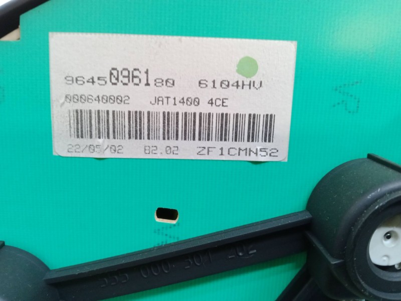 Recambio de cuadro instrumentos para peugeot 206 hatchback (2a/c) 1.6 16v referencia OEM IAM 9645096180 6104HV / JAT14004CE 0006