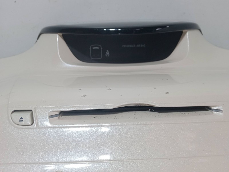 Recambio de radio cd para toyota iq (_j1_) 1.33 (ngj10_) referencia OEM IAM 1FF012098  