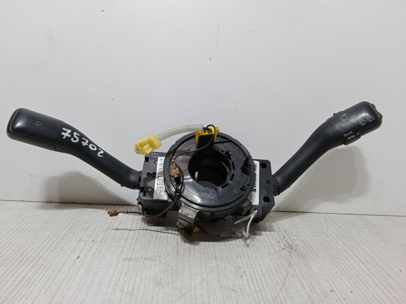 Recambio de mando luces para skoda fabia i combi (6y5) 1.9 sdi referencia OEM IAM CZKO301202032 4BO 953 503 H 