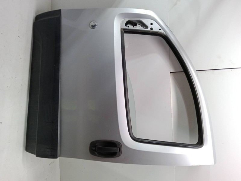 Recambio de puerta delantera izquierda para peugeot bipper tepee 1.4 hdi referencia OEM IAM PELADA  