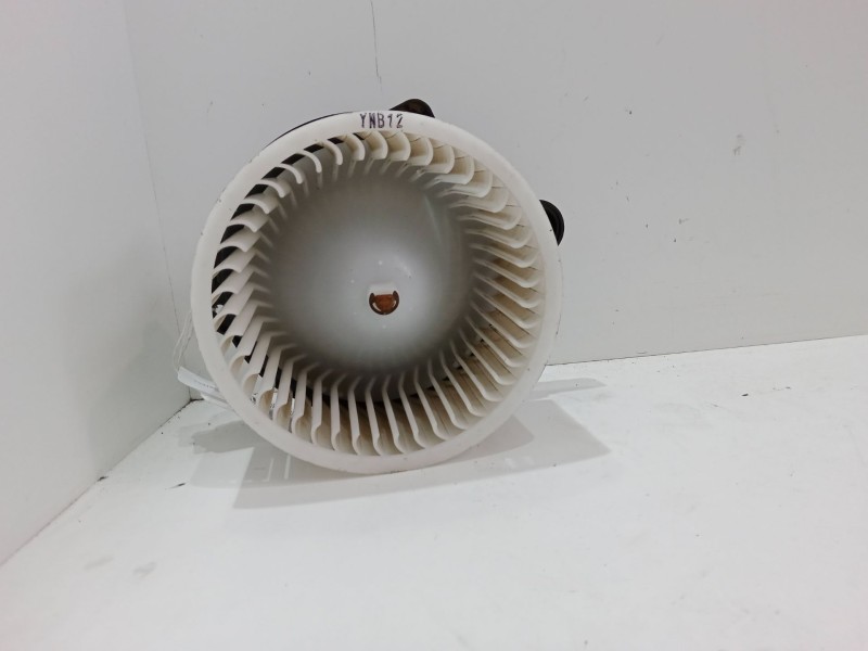 Recambio de motor calefaccion para kia carens iv 1.6 gdi referencia OEM IAM 97113A4000  