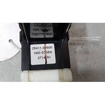 MANDO ELEVALUNAS TRASERO DERECHO 25411 AV600 