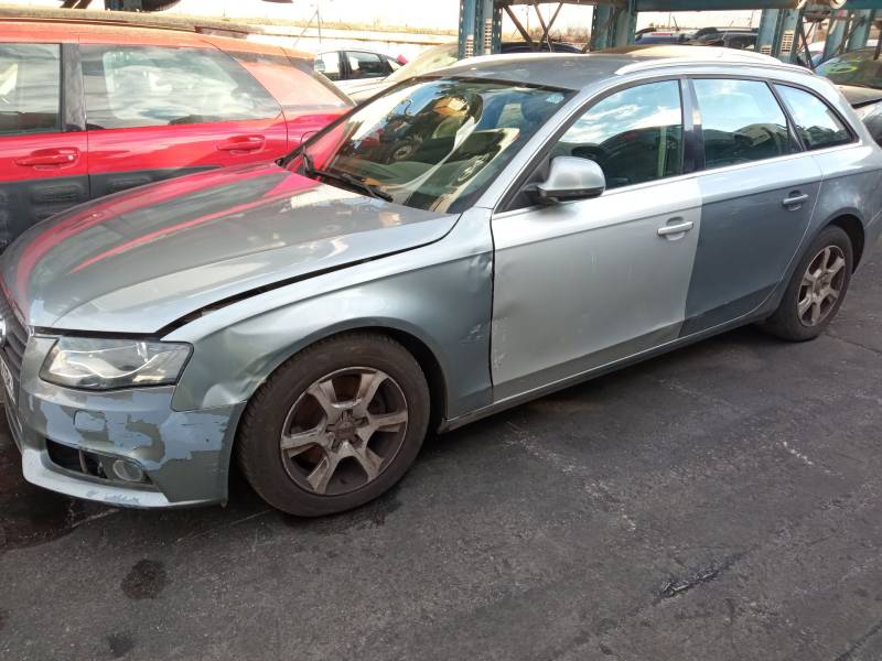 AUDI A4 B8 (8K2)