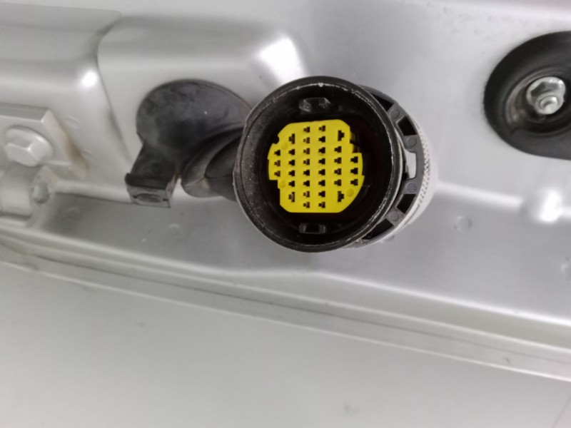 Recambio de puerta delantera izquierda para peugeot bipper tepee 1.4 hdi referencia OEM IAM PELADA  