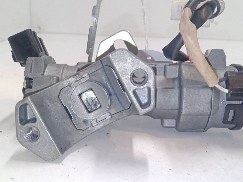 Recambio de clausor para hyundai i20 i (pb, pbt) 1.2 referencia OEM IAM   