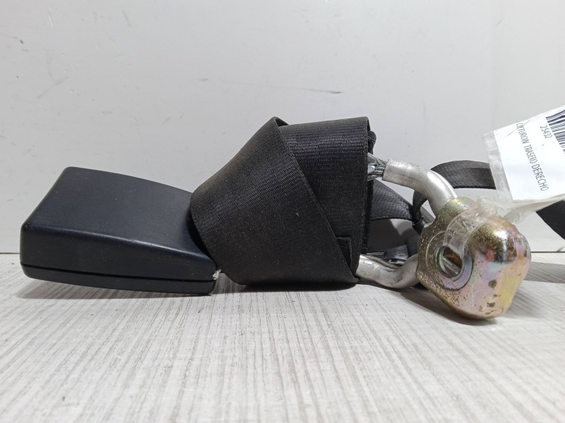 Recambio de anclaje cinturon trasero derecho para seat ibiza iii (6l1) 2.0 referencia OEM IAM   