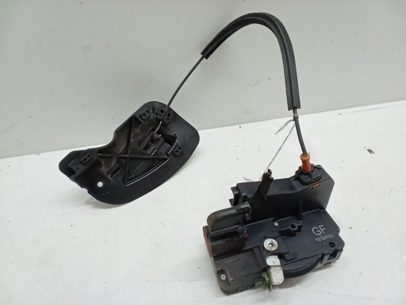 Recambio de cerradura puerta delantera derecha para opel combo tour 1.7 cdti 16v referencia OEM IAM   