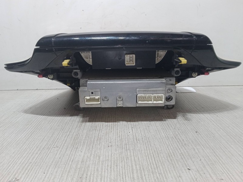 Recambio de radio cd para toyota iq (_j1_) 1.33 (ngj10_) referencia OEM IAM 1FF012098  