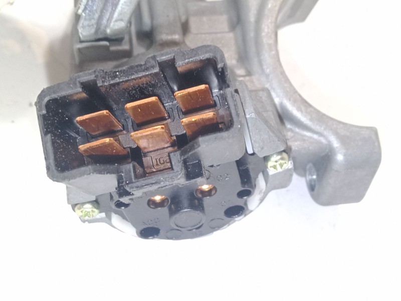 Recambio de clausor para hyundai i20 i (pb, pbt) 1.2 referencia OEM IAM   