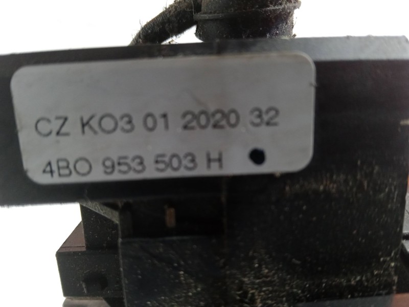 Recambio de mando luces para skoda fabia i (6y2) 1.2 referencia OEM IAM CZKO301202032.4BO953503H  