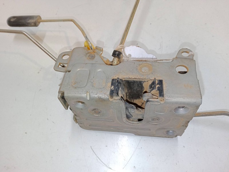 Recambio de cerradura puerta delantera izquierda para iveco daily iv furgoneta 29l10 v referencia OEM IAM   