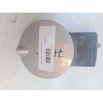 TAPA EXTERIOR COMBUSTIBLE 