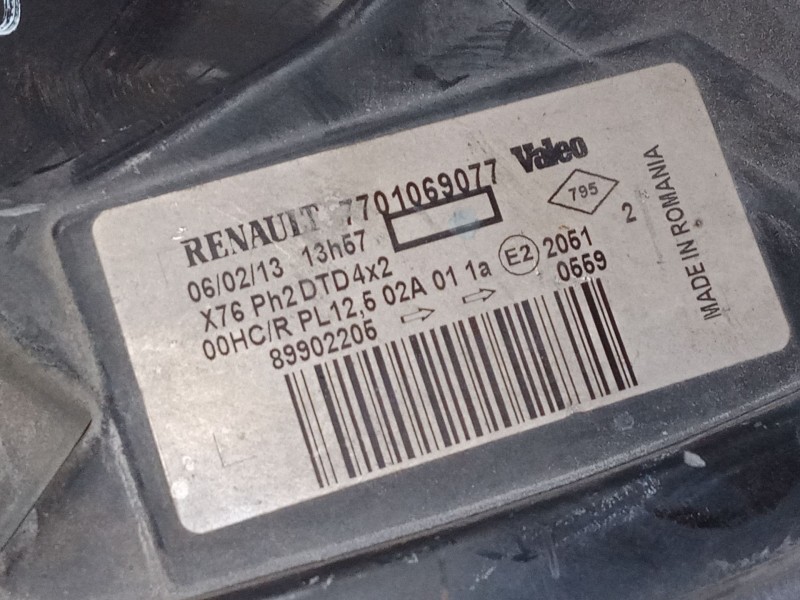 Recambio de faro derecho para renault kangoo express (fc0/1_) 1.2 (fc01, fc0a, fc0f) referencia OEM IAM 7701069077  