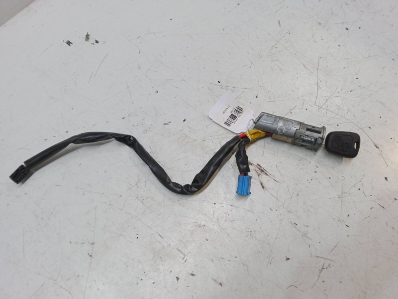 Recambio de clausor para peugeot 206 sw (2e/k) 2.0 hdi referencia OEM IAM   