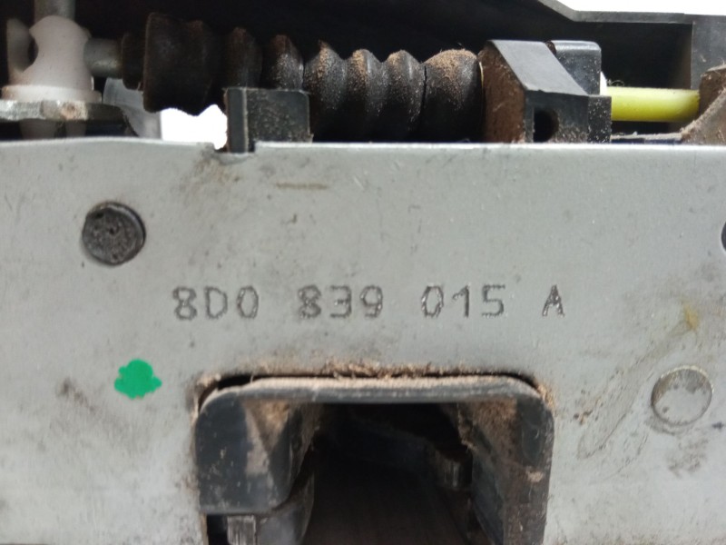 Recambio de cerradura puerta trasera izquierda para audi a4 b5 (8d2) 1.9 tdi referencia OEM IAM 8D0839015A  