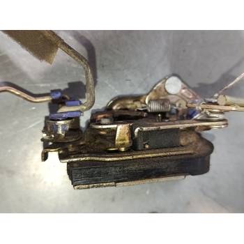 CERRADURA PUERTA DELANTERA IZQUIERDA 