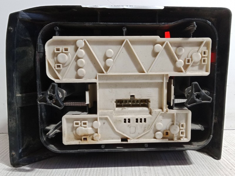 Recambio de piloto trasero derecho para renault 19 ii (b/c53_) 1.4 referencia OEM IAM   