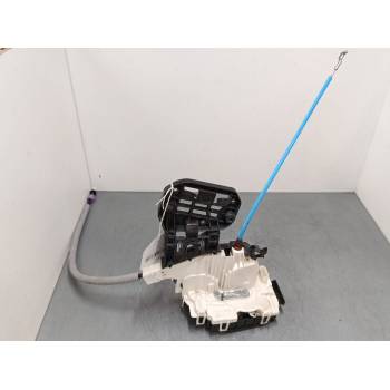 CERRADURA PUERTA DELANTERA IZQUIERDA A1667200135 