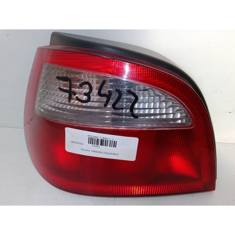 Recambio de piloto trasero izquierdo para renault megane i (ba0/1_) 1.4 16v (ba0d, ba1h, ba0w, ba10) referencia OEM IAM   