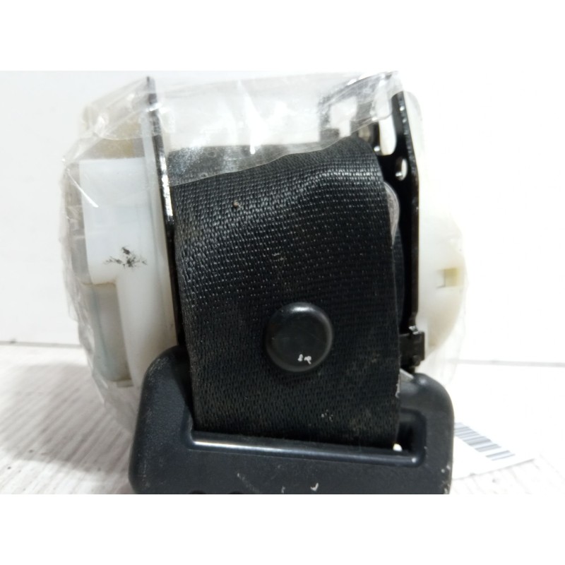 Recambio de cinturon seguridad trasero derecho para toyota corolla verso (_e12_) 2.0 d-4d (cde120_) referencia OEM IAM 733600217