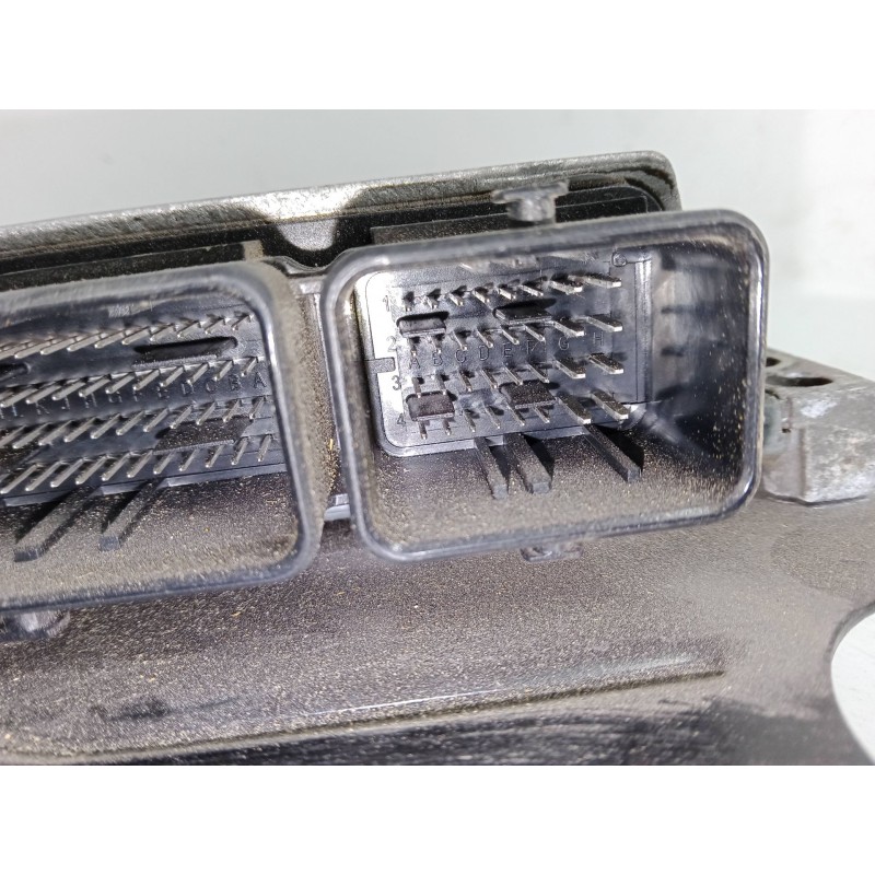 Recambio de centralita motor uce para renault fluence (l3_) 1.5 dci (l30d, l30l, l306, l33f, l33l, l33m, l33v, l33w) referencia 