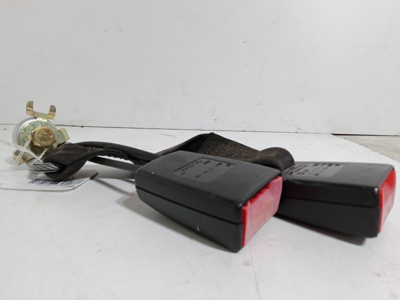 Recambio de anclaje cinturon trasero derecho para mercedes-benz clase e (w210) e 320 (210.055) referencia OEM IAM   