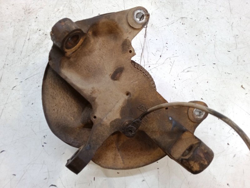 Recambio de mangueta delantera izquierda para iveco daily iv furgoneta 29l10 v referencia OEM IAM   