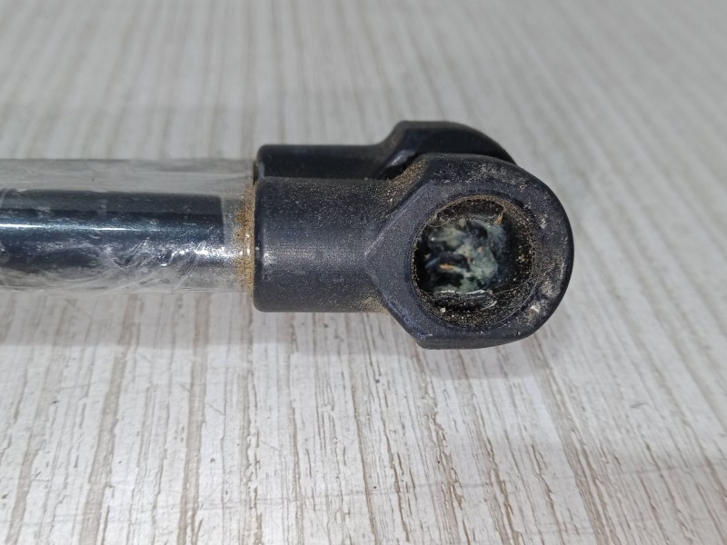 Recambio de amortiguadores malet/porton para ford ka (ru8) 1.2 referencia OEM IAM   