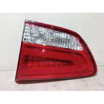 PILOTO TRASERO PORTON DERECHO 92404A4010 