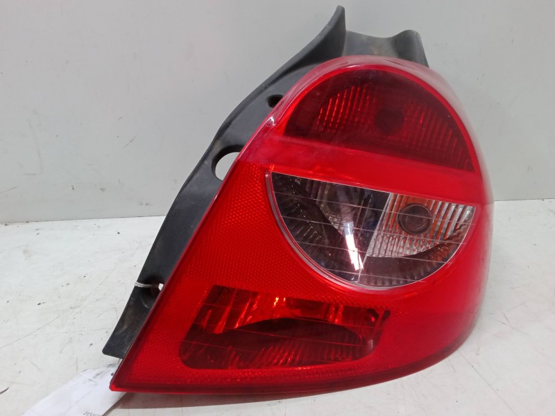 Recambio de piloto trasero derecho para renault clio iii (br0/1, cr0/1) 1.5 dci (c/br0g, c/br1g) referencia OEM IAM   