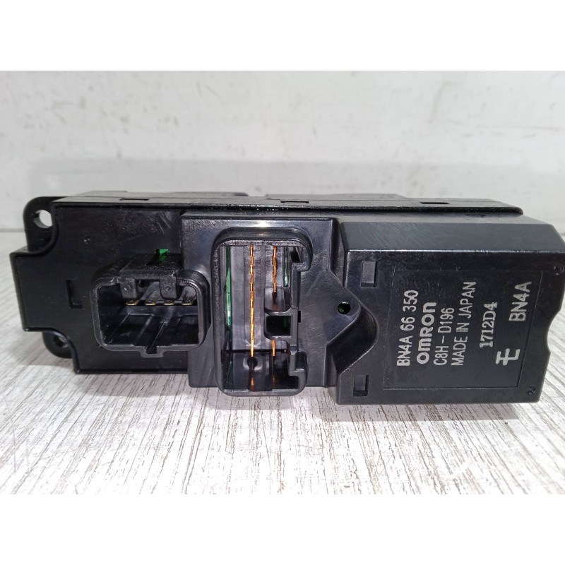 Recambio de mando elevalunas delantero izquierdo para mazda 323 f vi hatchback (bj) 2.0 (bjfw) referencia OEM IAM   