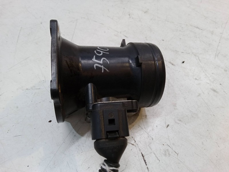 Recambio de caudalimetro para volkswagen golf iv (1j1) 2.0 referencia OEM IAM 06A906461B  AFH6010C