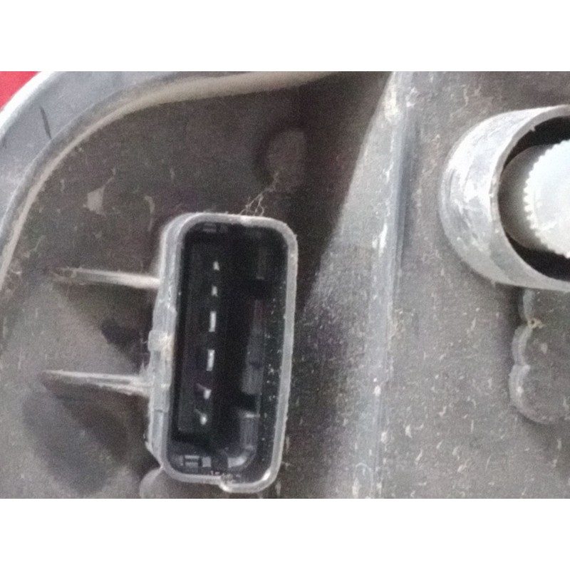 Recambio de piloto trasero derecho para renault clio iii (br0/1, cr0/1) 1.5 dci (c/br0g, c/br1g) referencia OEM IAM   