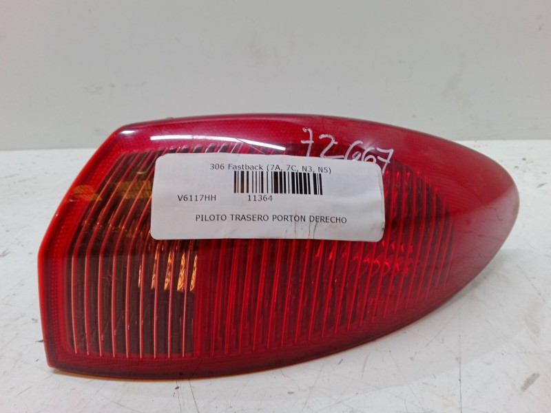 Recambio de piloto trasero porton derecho para peugeot 306 hatchback (7a, 7c, n3, n5) 1.9 d referencia OEM IAM   