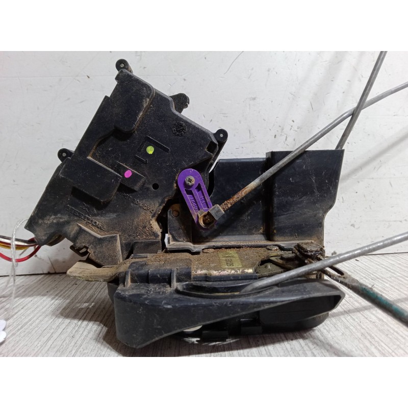 Recambio de cerradura puerta delantera izquierda para mazda 323 f vi hatchback (bj) 2.0 (bjfw) referencia OEM IAM   