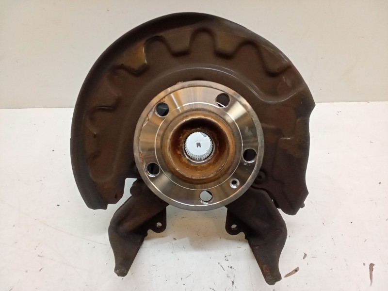 Recambio de mangueta delantera izquierda para skoda fabia iii (nj3) 1.2 tsi referencia OEM IAM   