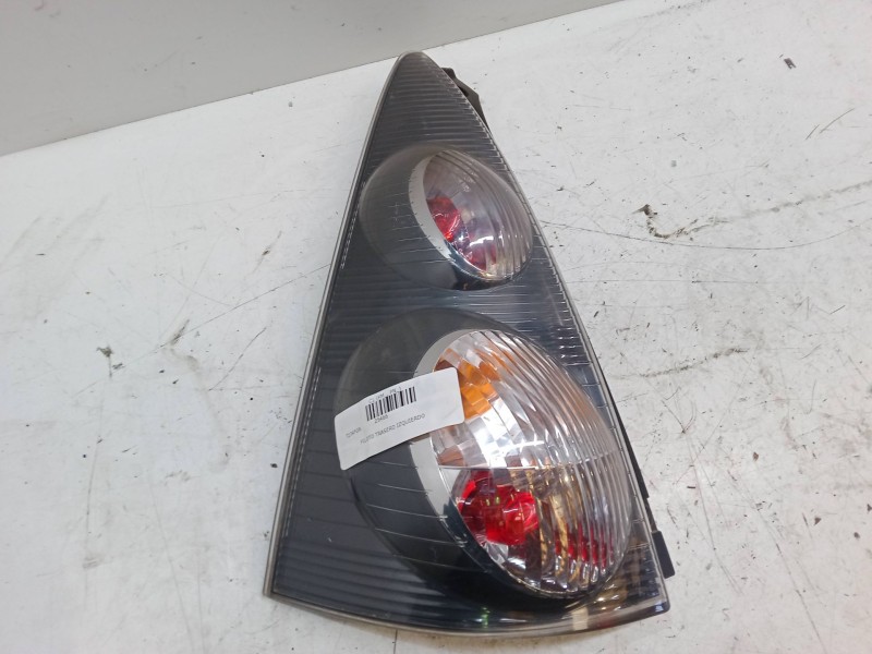 Recambio de piloto trasero izquierdo para citroën c1 (pm_, pn_) 1.4 hdi referencia OEM IAM   